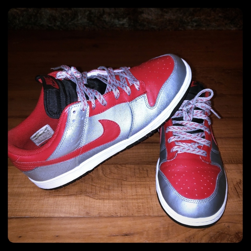 Nike Dunk Low Varsity Red Silver 